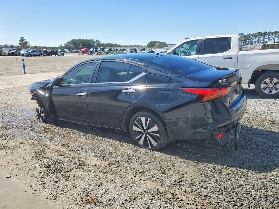 46568616 :رقم المزاد ، 1N4BL4DW3NN359378 vin ، 2022 Nissan Altima مزاد بيع