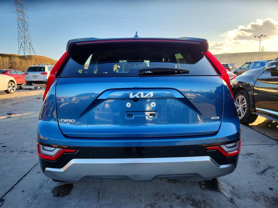 45847746 :رقم المزاد ، KNDCT3LE2P5048982 vin ، 2023 Kia Niro مزاد بيع