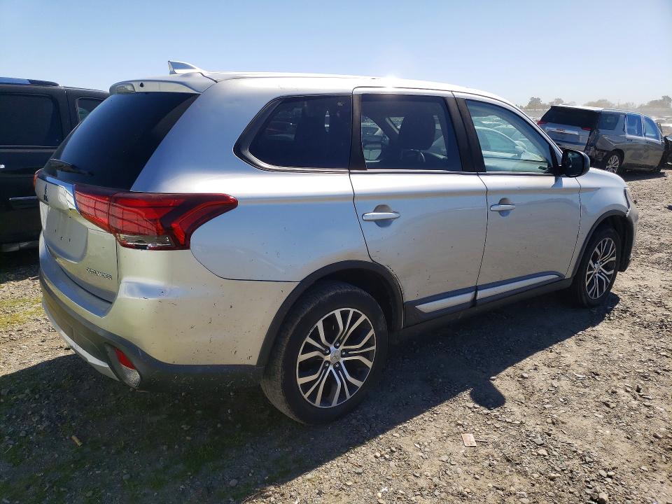 Продаж на аукціоні авто 2018 Mitsubishi Outlander, vin: JA4AD2A31JJ004173, номер лоту: 41735226