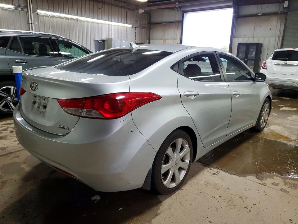2013 Hyundai Elantra მანქანა იყიდება აუქციონზე, vin: 5NPDH4AE2DH192204, აუქციონის ნომერი: 47306236