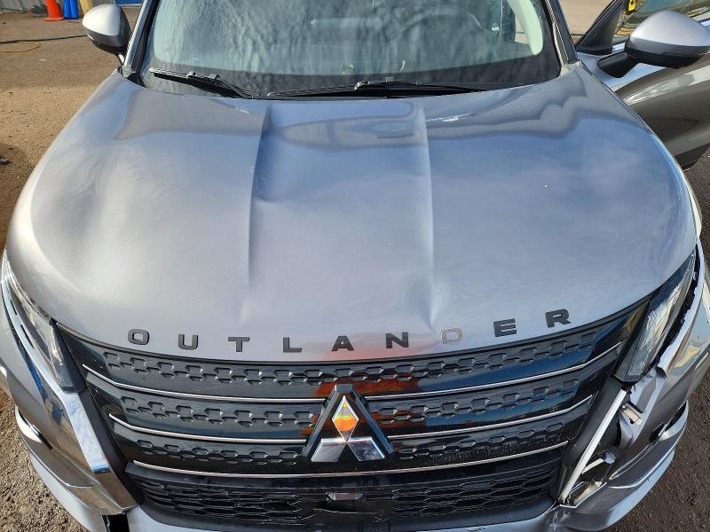 79597905 :رقم المزاد ، JA4J4VA85NZ077180 vin ، 2022 Mitsubishi Outlander مزاد بيع