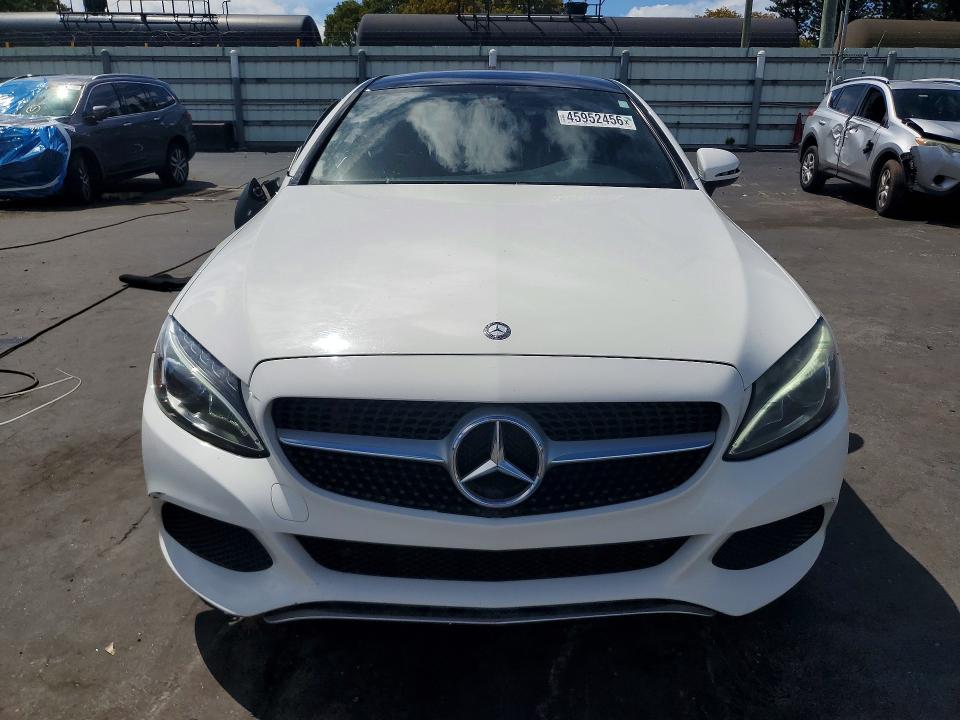 45952456 :رقم المزاد ، WDDWJ4KB6HF388850 vin ، 2017 Mercedes-benz C مزاد بيع