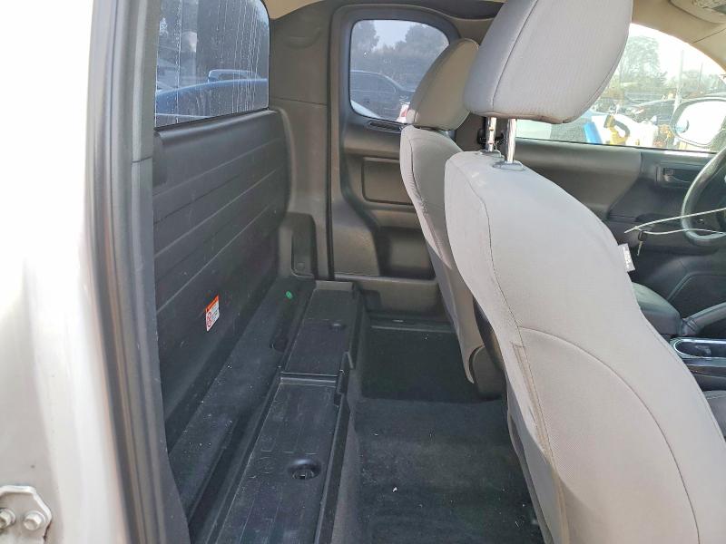 47760406 :رقم المزاد ، 5TFRX5GN1JX112123 vin ، 2018 Toyota Tacoma مزاد بيع