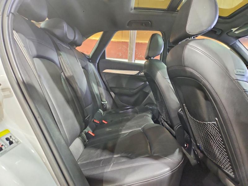 78732755 :رقم المزاد ، WA1GFCFSXFR011514 vin ، 2015 Audi Q3 مزاد بيع