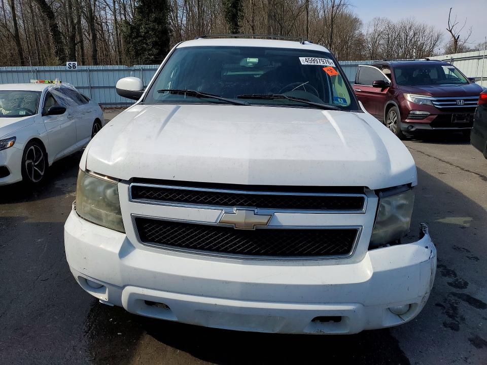2010 Chevrolet Suburban მანქანა იყიდება აუქციონზე, vin: 1GNUKJE30AR268670, აუქციონის ნომერი: 45997976