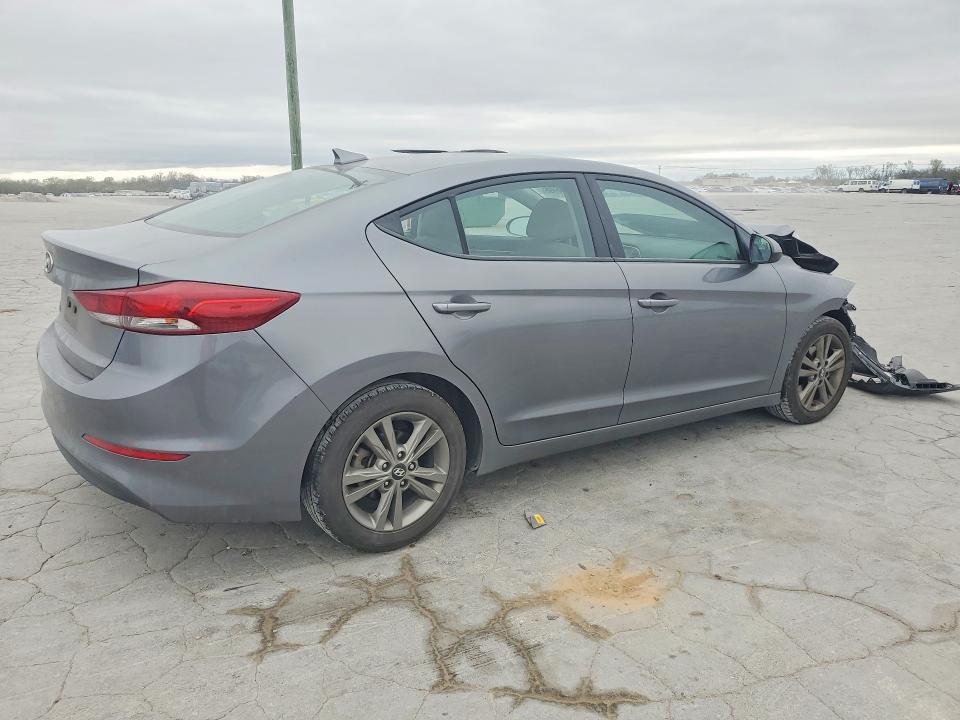 47886896 :رقم المزاد ، 5NPD84LF8JH372532 vin ، 2018 Hyundai Elantra مزاد بيع