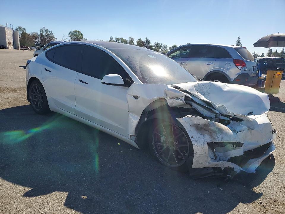 45650516 :رقم المزاد ، 5YJ3E1EA5NF112341 vin ، 2022 Tesla Model 3 مزاد بيع