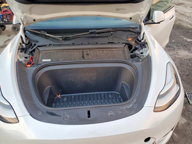 46028896 :رقم المزاد ، 7SAYGDEE5PA110998 vin ، 2023 Tesla Model Y مزاد بيع