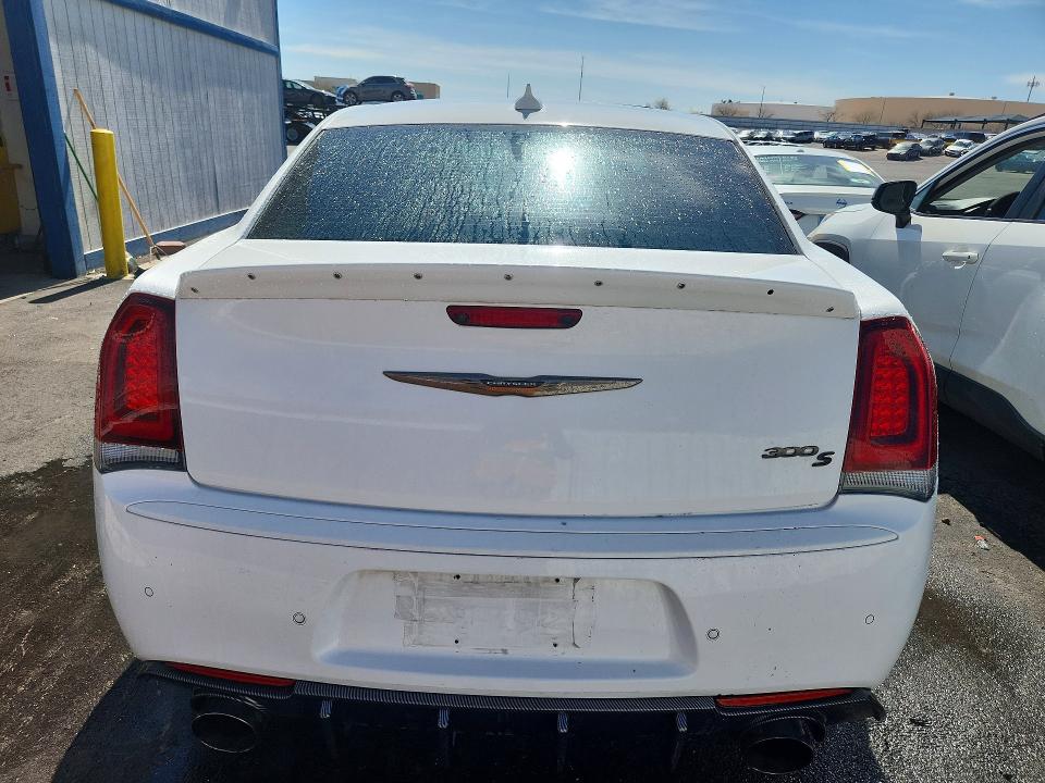 2017 Chrysler 300 მანქანა იყიდება აუქციონზე, vin: 2C3CCABT8HH557963, აუქციონის ნომერი: 41839236