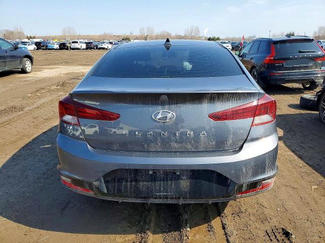 2019 Hyundai Elantra Preferred 4d მანქანა იყიდება აუქციონზე, vin: KMHD84LF9KU808792, აუქციონის ნომერი: 41739866