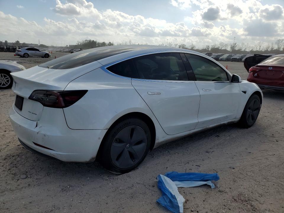Продаж на аукціоні авто 2019 Tesla Model 3, vin: 5YJ3E1EB8KF192318, номер лоту: 79672905