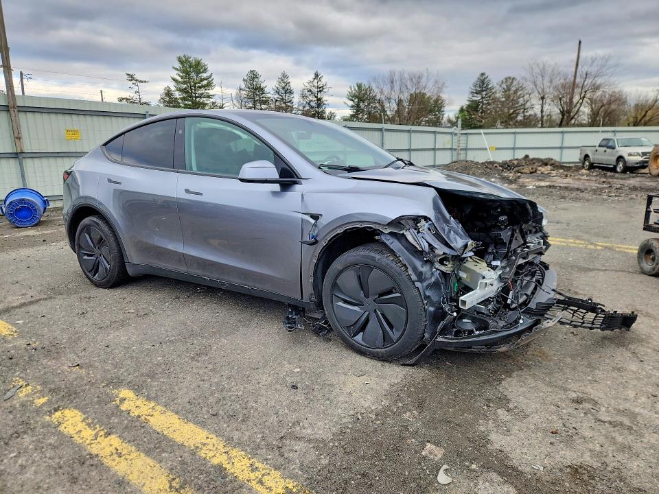 Продажа на аукционе авто 2026 Tesla Model Y, vin: 7SAYGDEE3TA440357, номер лота: 47030296