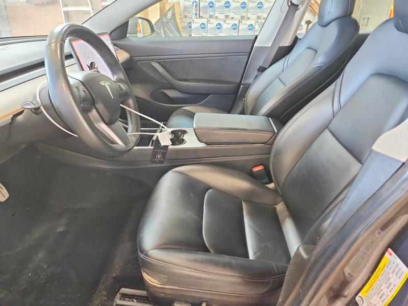 41596706 :رقم المزاد ، 5YJ3E1EA2JF028861 vin ، 2018 Tesla Model 3 مزاد بيع