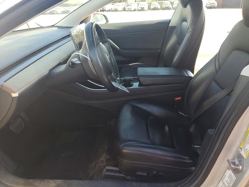 46400276 :رقم المزاد ، 5YJ3E1EA2JF052187 vin ، 2018 Tesla Model 3 مزاد بيع