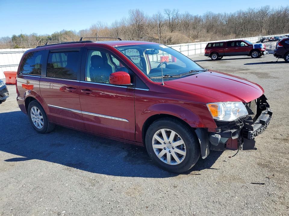 41741336 :رقم المزاد ، 2C4RC1BG2ER115775 vin ، 2014 Chrysler Town & Country مزاد بيع