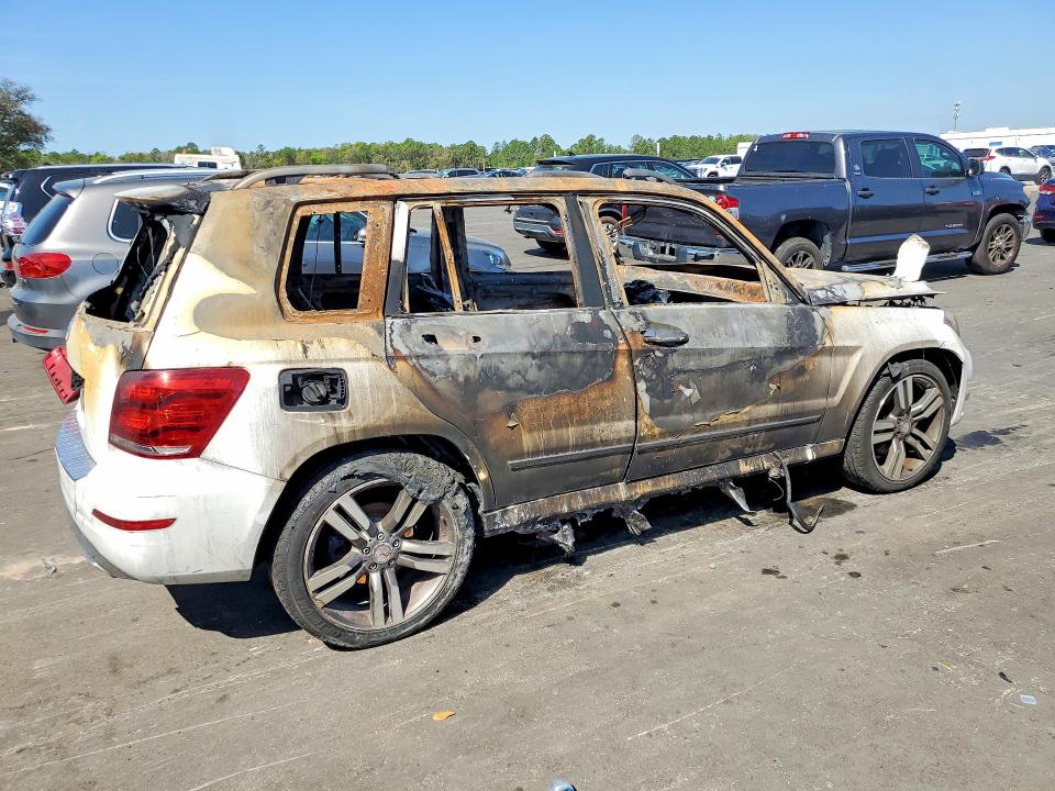 52613796 :رقم المزاد ، WDCGG5HB0FG358402 vin ، 2015 Mercedes-benz Glk مزاد بيع