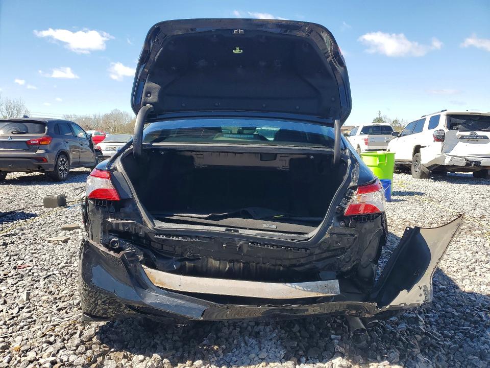 45796686 :رقم المزاد ، 4T1G11AK4LU511222 vin ، 2020 Toyota Camry مزاد بيع