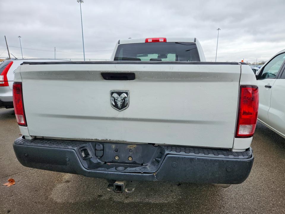 49512676 :رقم المزاد ، 1C6RR6FG6LS160906 vin ، 2020 Ram 1500 Classic مزاد بيع