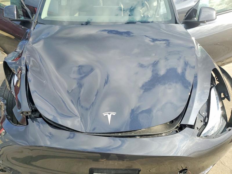 41734256 :رقم المزاد ، 7SAYGDEE1RA267950 vin ، 2024 Tesla Model Y مزاد بيع
