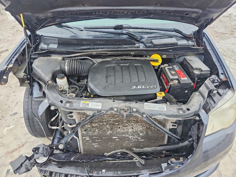 2014 Chrysler Town & Country მანქანა იყიდება აუქციონზე, vin: 2C4RC1BGXER396000, აუქციონის ნომერი: 79784985