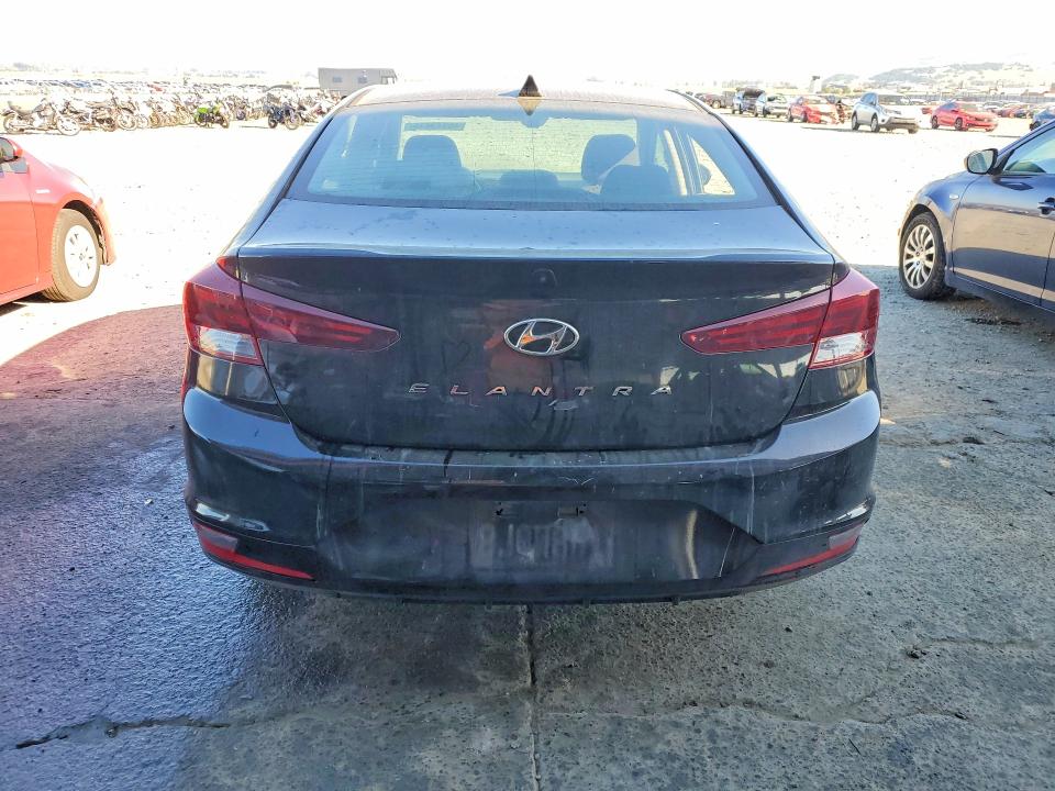 2019 Hyundai Elantra მანქანა იყიდება აუქციონზე, vin: 5NPD84LF1KH485787, აუქციონის ნომერი: 46343416