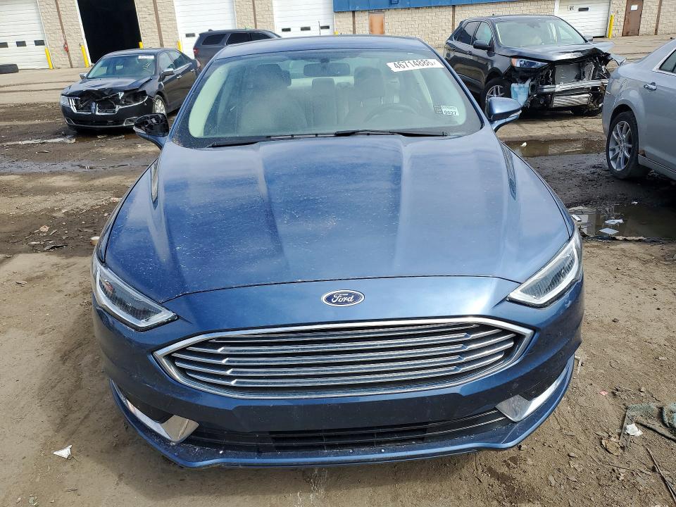 46714886 :رقم المزاد ، 3FA6P0PU2JR196254 vin ، 2018 Ford Fusion مزاد بيع