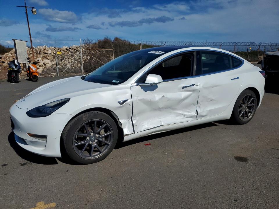 2018 Tesla Model 3 მანქანა იყიდება აუქციონზე, vin: 5YJ3E1EA2JF098828, აუქციონის ნომერი: 48113166