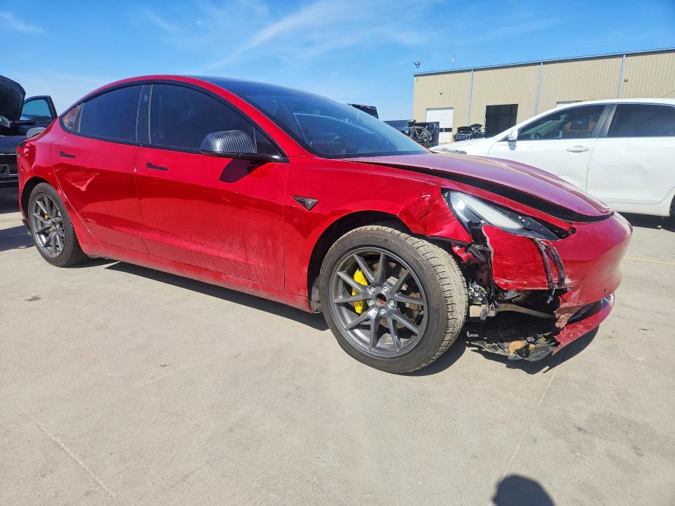 46090966 :رقم المزاد ، 5YJ3E1EA8MF907401 vin ، 2021 Tesla Model 3 مزاد بيع