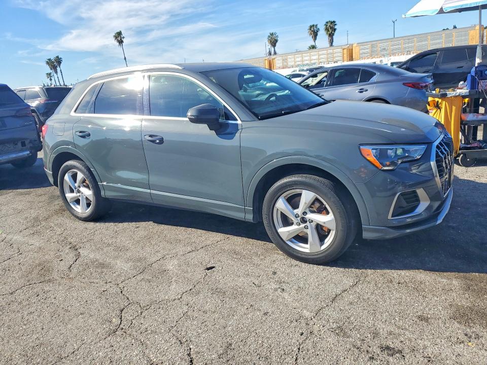 2020 Audi Q3 მანქანა იყიდება აუქციონზე, vin: WA1AECF3XL1111530, აუქციონის ნომერი: 46050746