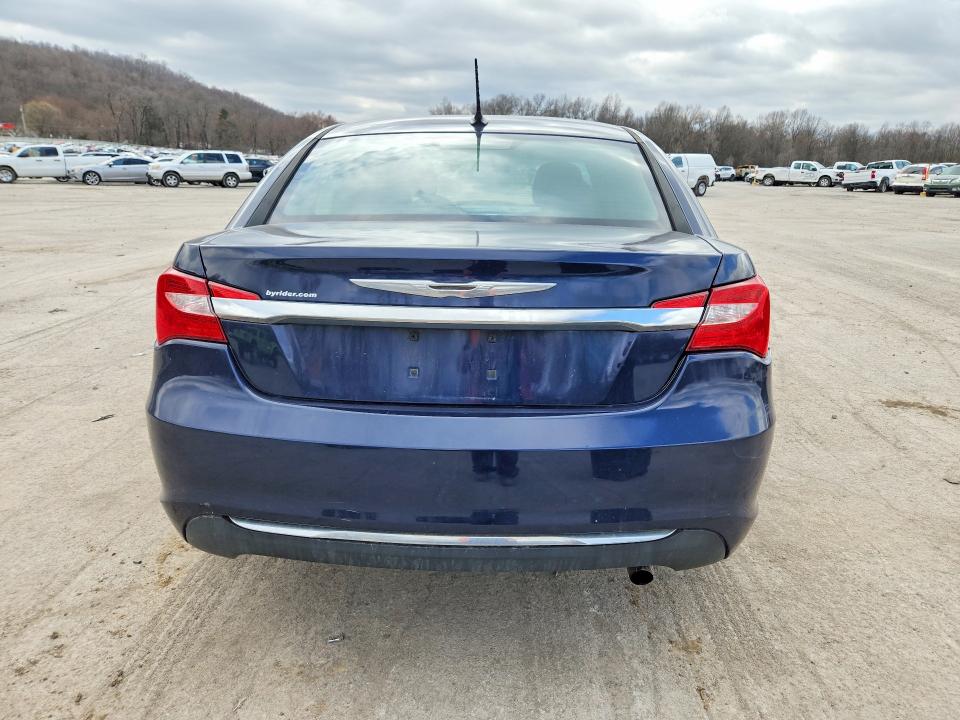 45613096 :رقم المزاد ، 1C3CCBBB4DN699130 vin ، 2013 Chrysler 200 مزاد بيع