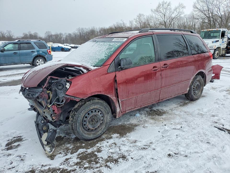 Продажа на аукционе авто 2010 Toyota Sienna, vin: 5TDKK4CC1AS299027, номер лота: 45963086