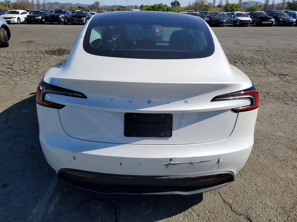 2025 Tesla Model 3 მანქანა იყიდება აუქციონზე, vin: 5YJ3E1EA6SF026077, აუქციონის ნომერი: 45625826