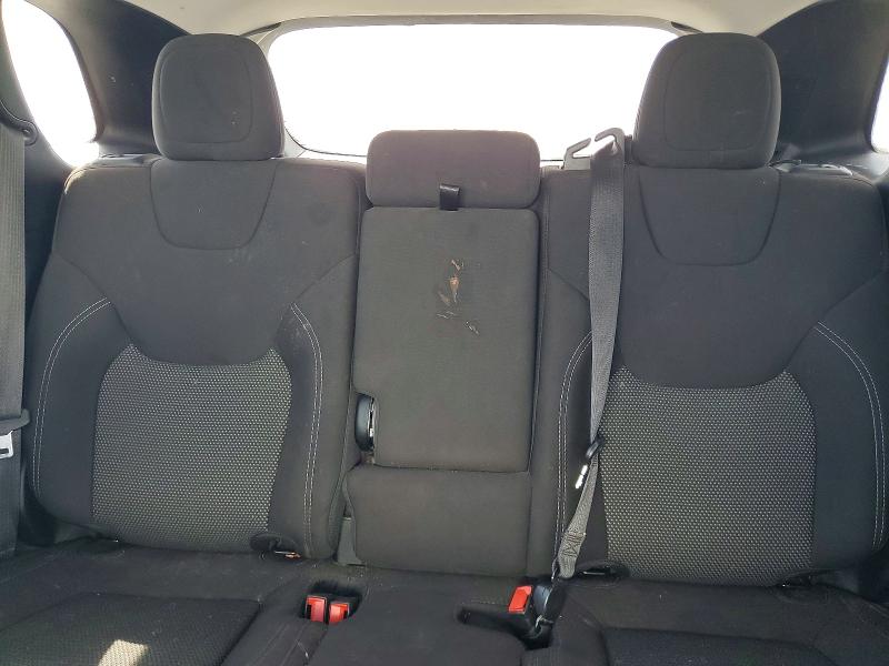 47760966 :رقم المزاد ، 1C4PJLCB2LD614748 vin ، 2020 Jeep Cherokee مزاد بيع