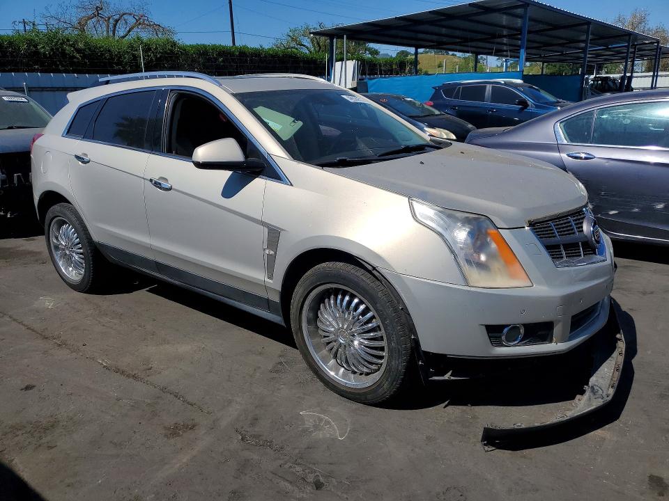46539516 :رقم المزاد ، 3GYFNKE66BS530077 vin ، 2011 Cadillac Srx مزاد بيع