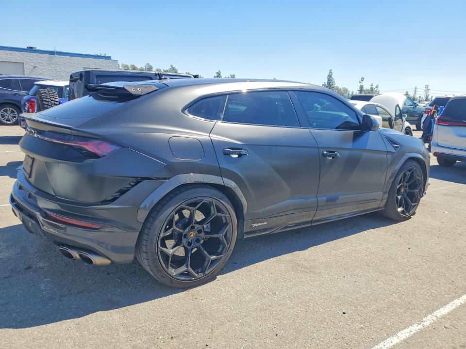 Продаж на аукціоні авто 2023 Lamborghini Urus, vin: ZPBUC3ZL7PLA25504, номер лоту: 47044096