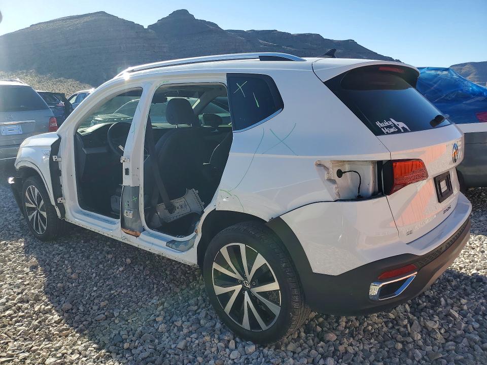 45516496 :رقم المزاد ، 3VVEX7B28PM303044 vin ، 2023 Volkswagen Taos مزاد بيع