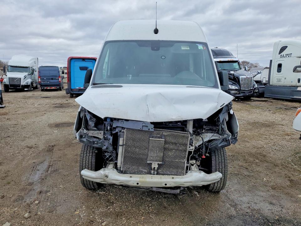 Продажа на аукционе авто 2019 Freightliner Sprinter, vin: WDRPF1CD6KT007084, номер лота: 59127256