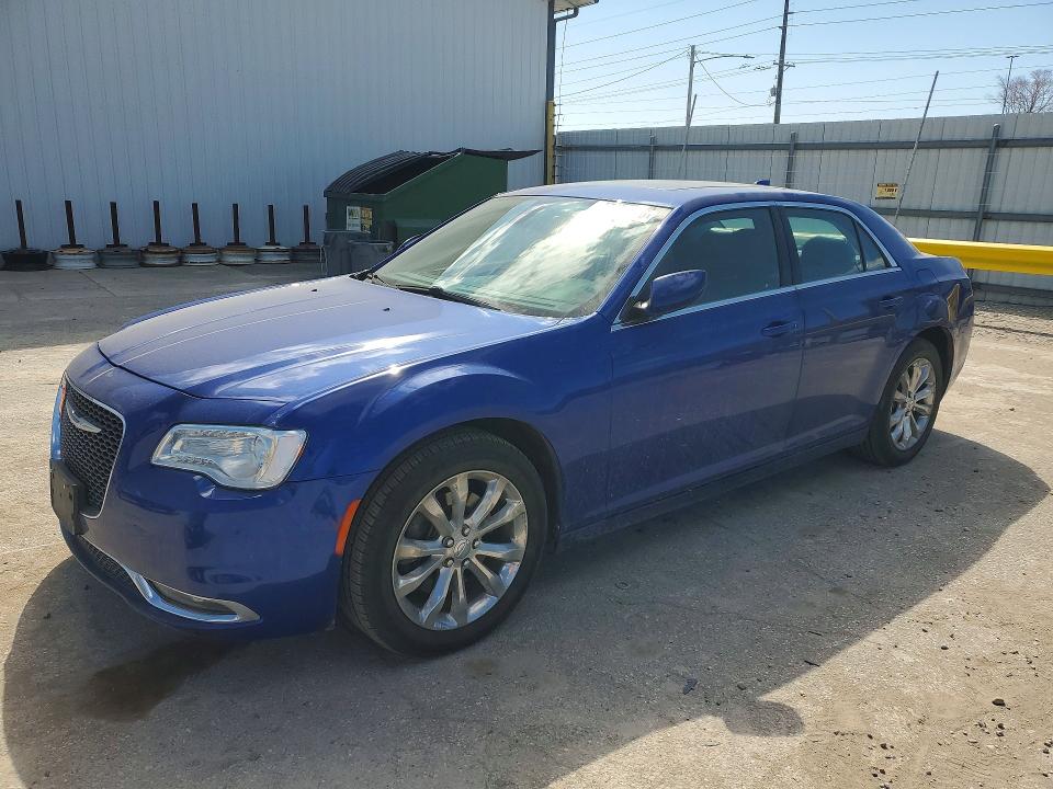 47479676 :رقم المزاد ، 2C3CCARG9JH228946 vin ، 2018 Chrysler 300 مزاد بيع