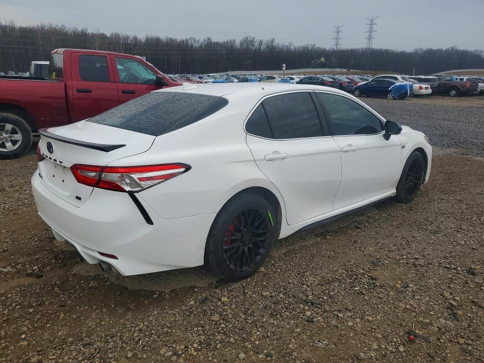 2020 Toyota Camry მანქანა იყიდება აუქციონზე, vin: 4T1G11AK6LU911279, აუქციონის ნომერი: 79013125
