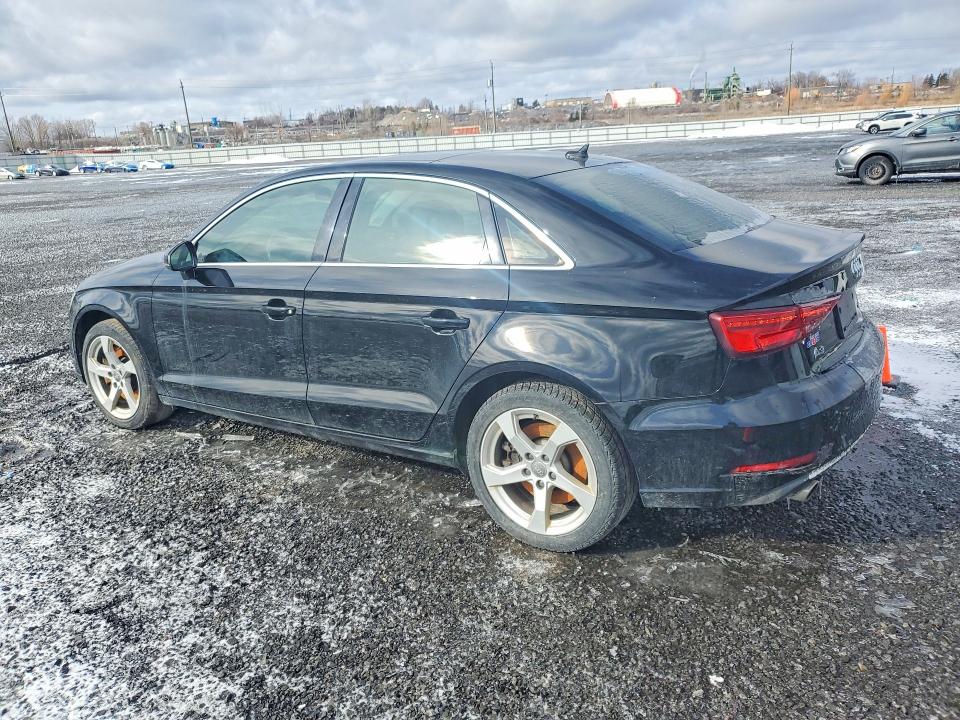 Продажа на аукционе авто 2019 Audi A3, vin: WAUBEGFF1K1017771, номер лота: 45725296