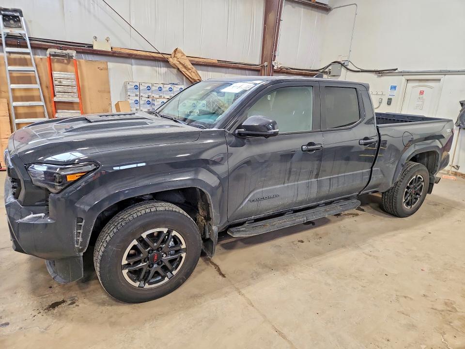 42006516 :رقم المزاد ، 3TYLB5JN6ST103586 vin ، 2025 Toyota Tacoma مزاد بيع