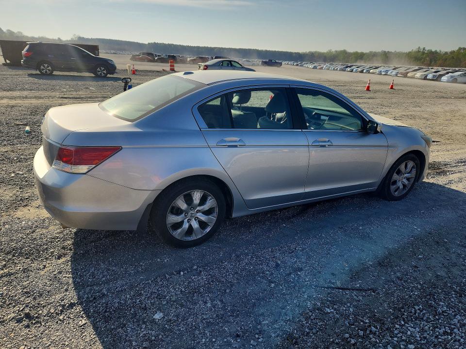 2010 Honda Accord მანქანა იყიდება აუქციონზე, vin: 1HGCP2F86AA031946, აუქციონის ნომერი: 47888326