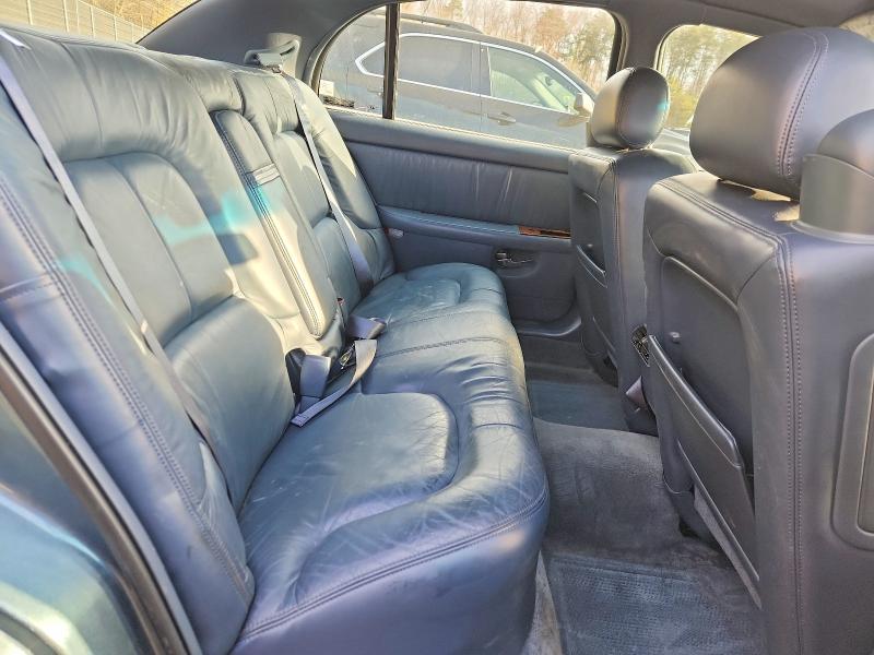 Продажа на аукционе авто 2000 Buick Park Avenue, vin: 1G4CW54K5Y4256784, номер лота: 46449626