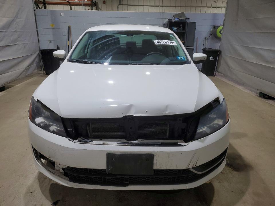 2015 Volkswagen Passat მანქანა იყიდება აუქციონზე, vin: 1VWAT7A31FC081012, აუქციონის ნომერი: 46720156