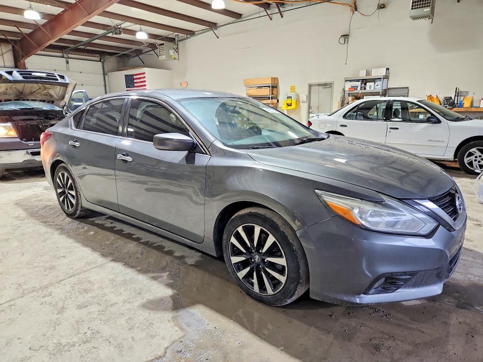 45612856 :رقم المزاد ، 1N4AL3AP8JC279468 vin ، 2018 Nissan Altima مزاد بيع