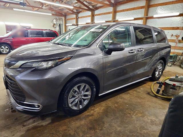 Auction sale of the 2023 Toyota Sienna, vin: 5TDYRKEC4PS139854, lot number: 78488235