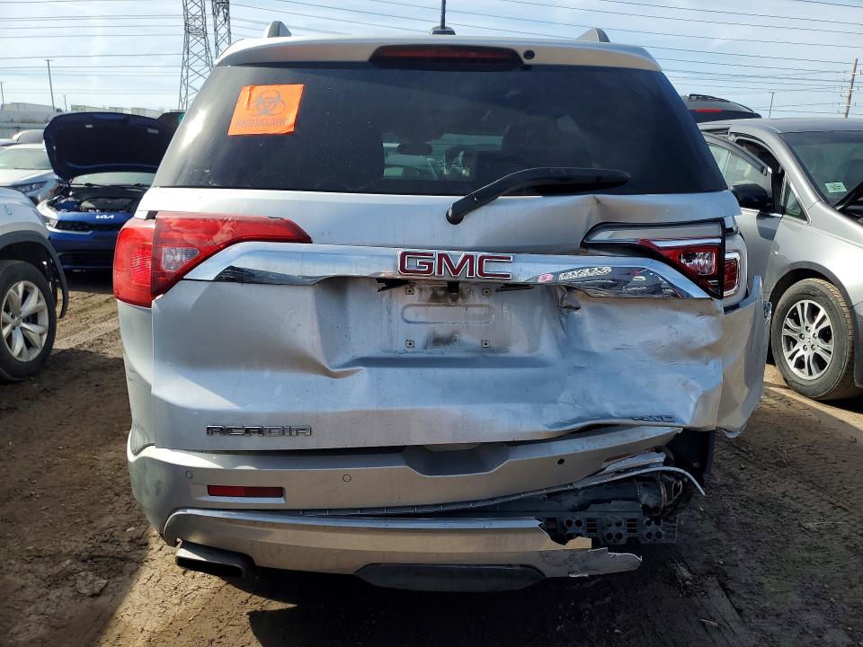 46731036 :رقم المزاد ، 1GKKNXLS5JZ109670 vin ، 2018 Gmc Acadia مزاد بيع