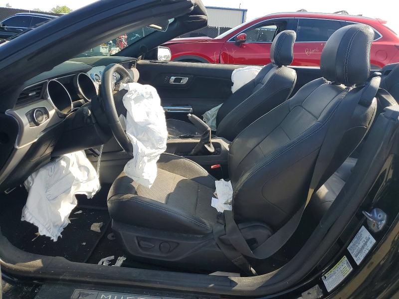 46449786 :رقم المزاد ، 1FATP8UH2M5111509 vin ، 2021 Ford Mustang مزاد بيع