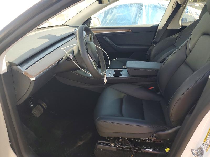 77735985 :رقم المزاد ، 7SAYGDED0SF276431 vin ، 2025 Tesla Model Y مزاد بيع