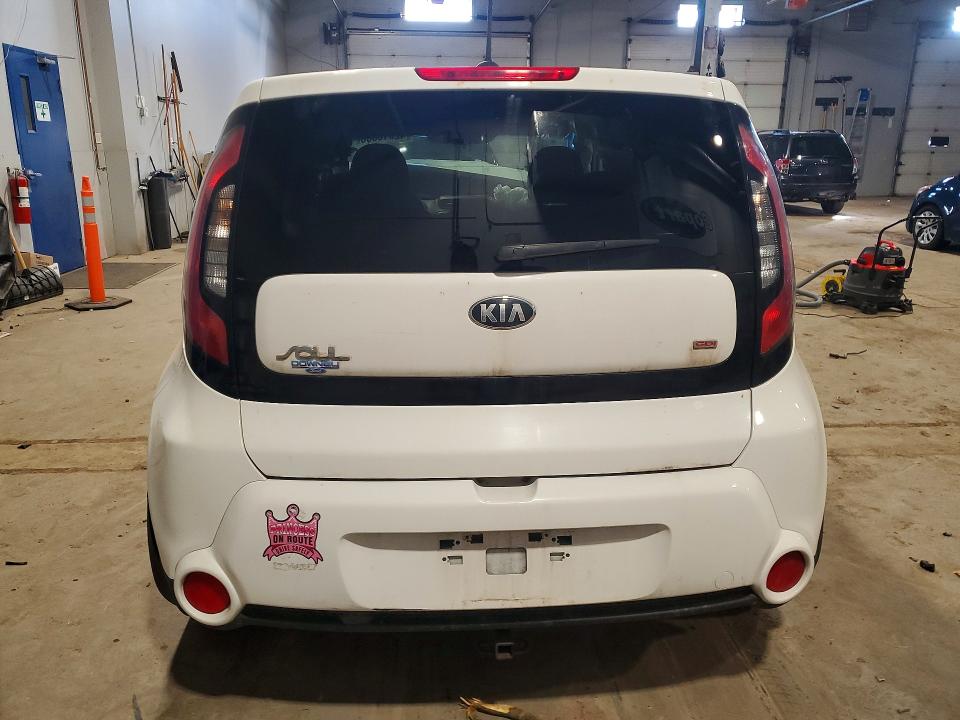 42010886 :رقم المزاد ، KNDJN2A26F7119141 vin ، 2015 Kia Soul Lx/s/x-line مزاد بيع